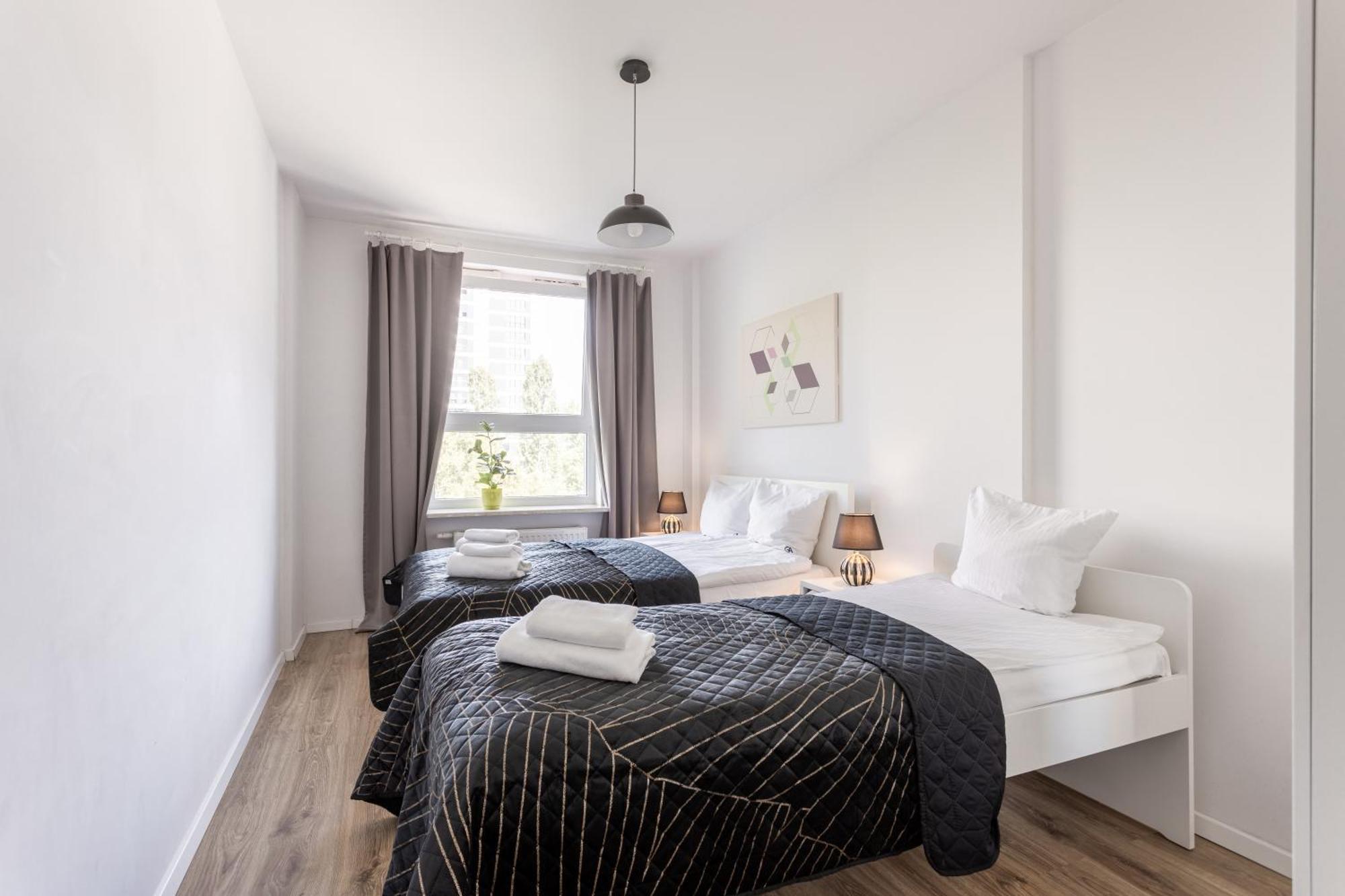 Urban Chic - Pereca - Rondo Onz - Luxury Warsaw Stays - 14 People Kültér fotó