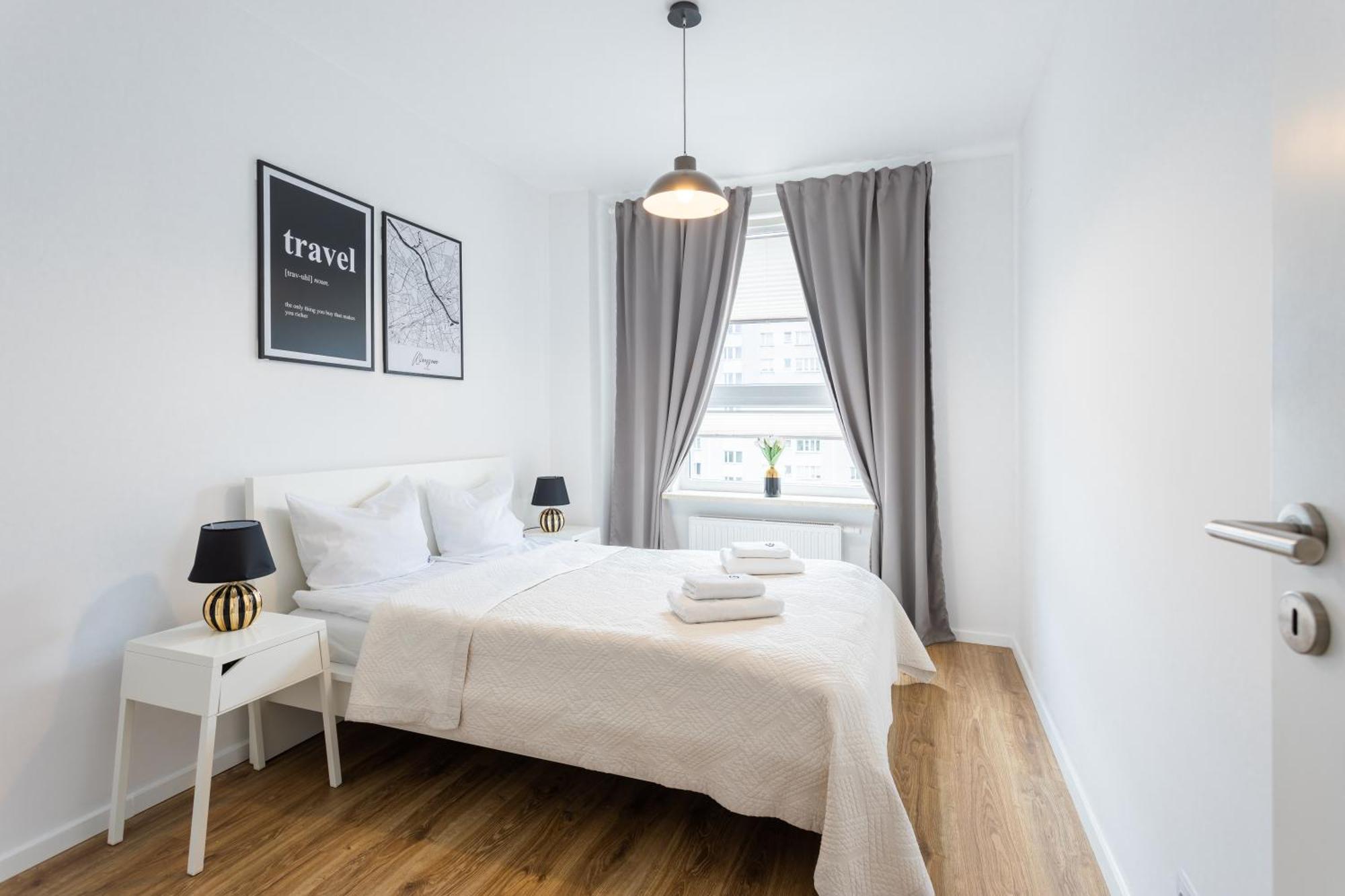 Urban Chic - Pereca - Rondo Onz - Luxury Warsaw Stays - 14 People Kültér fotó